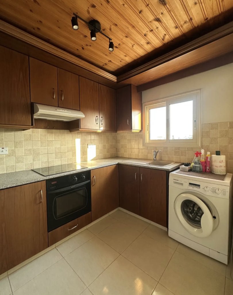 2 Bedroom  apartment in Germasogeia Tourist Area, Limassol