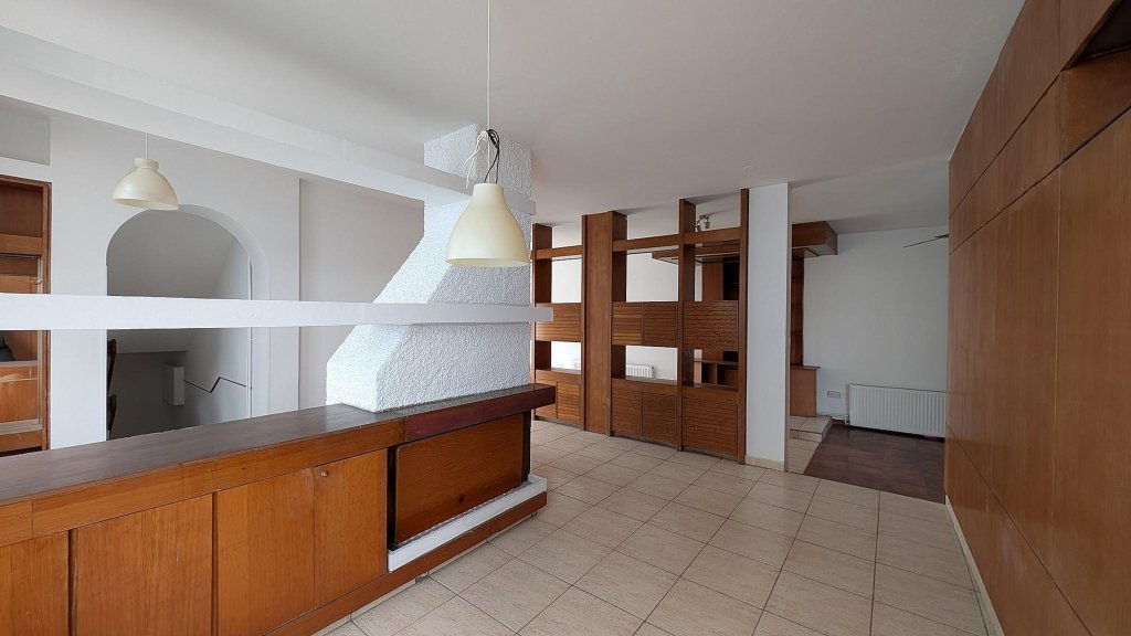 7 Bedroom  town house in Pallouriotissa, Nicosia
