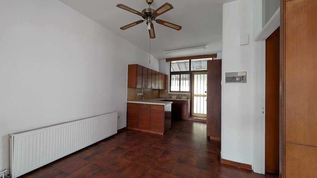 7 Bedroom  town house in Pallouriotissa, Nicosia