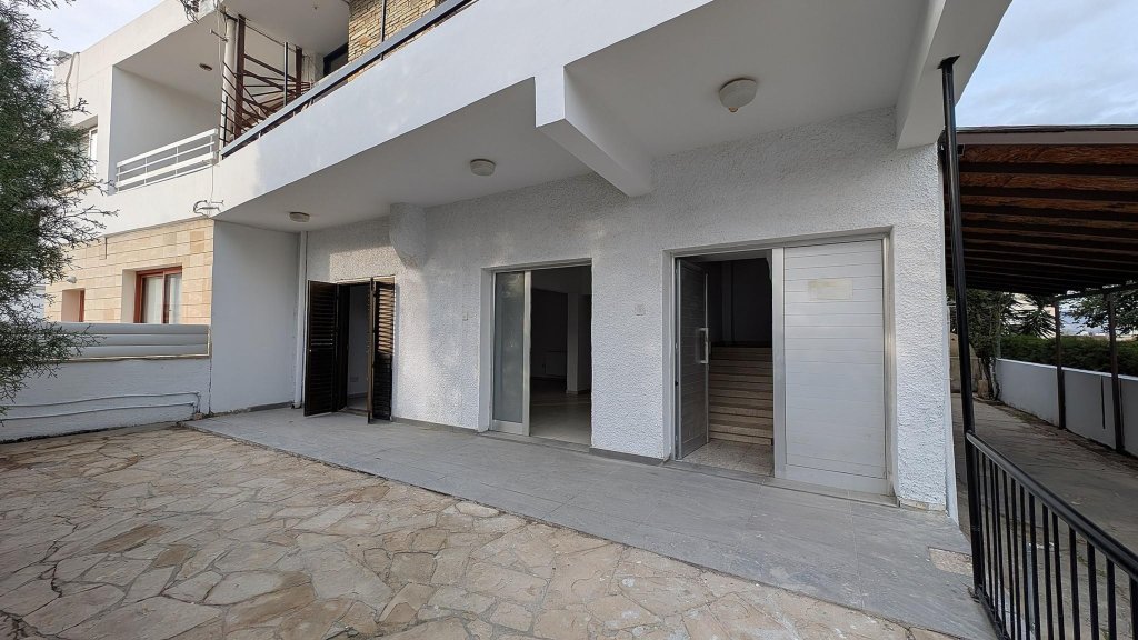 7 Bedroom  town house in Pallouriotissa, Nicosia