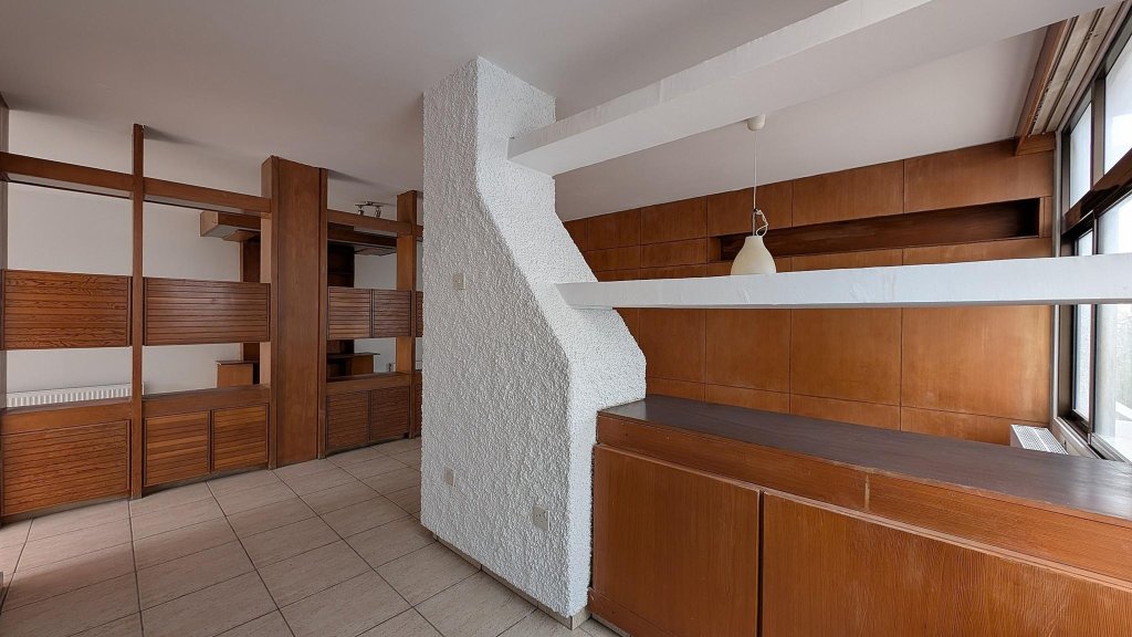 7 Bedroom  town house in Pallouriotissa, Nicosia