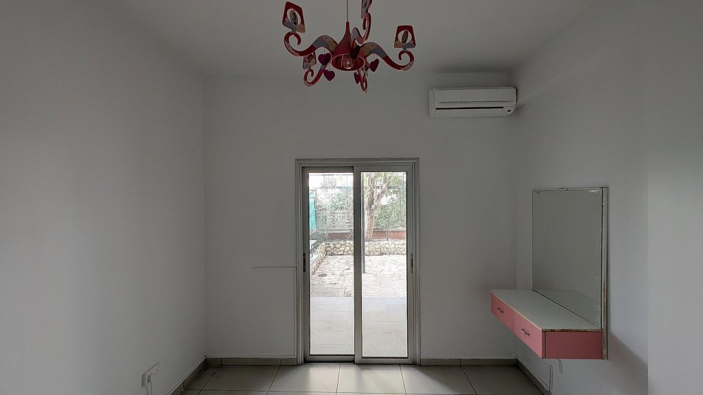 7 Bedroom  town house in Pallouriotissa, Nicosia