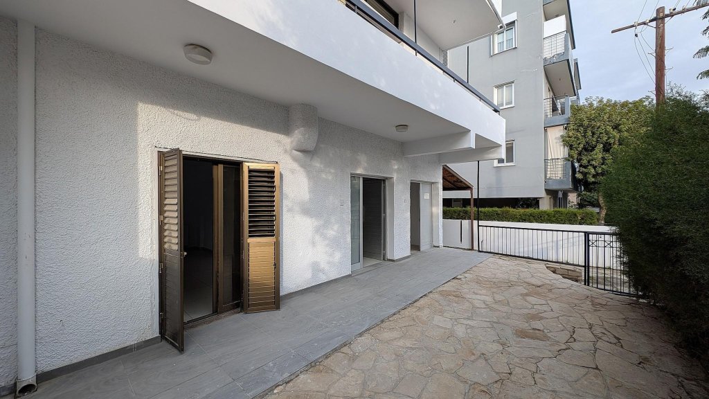 7 Bedroom  town house in Pallouriotissa, Nicosia