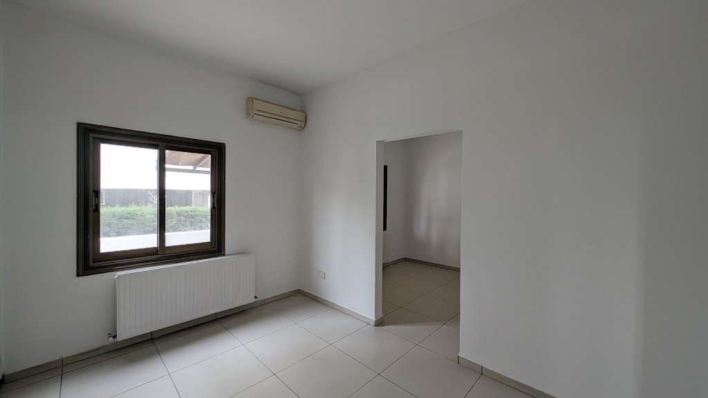 7 Bedroom  town house in Pallouriotissa, Nicosia