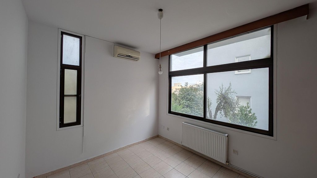 7 Bedroom  town house in Pallouriotissa, Nicosia