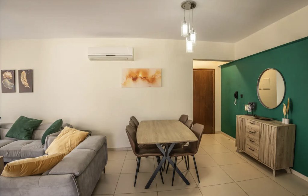 2 Bedroom  apartment in Polemidia Kato, Limassol