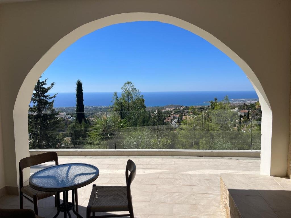 4 Bedroom town house in Tala, Paphos