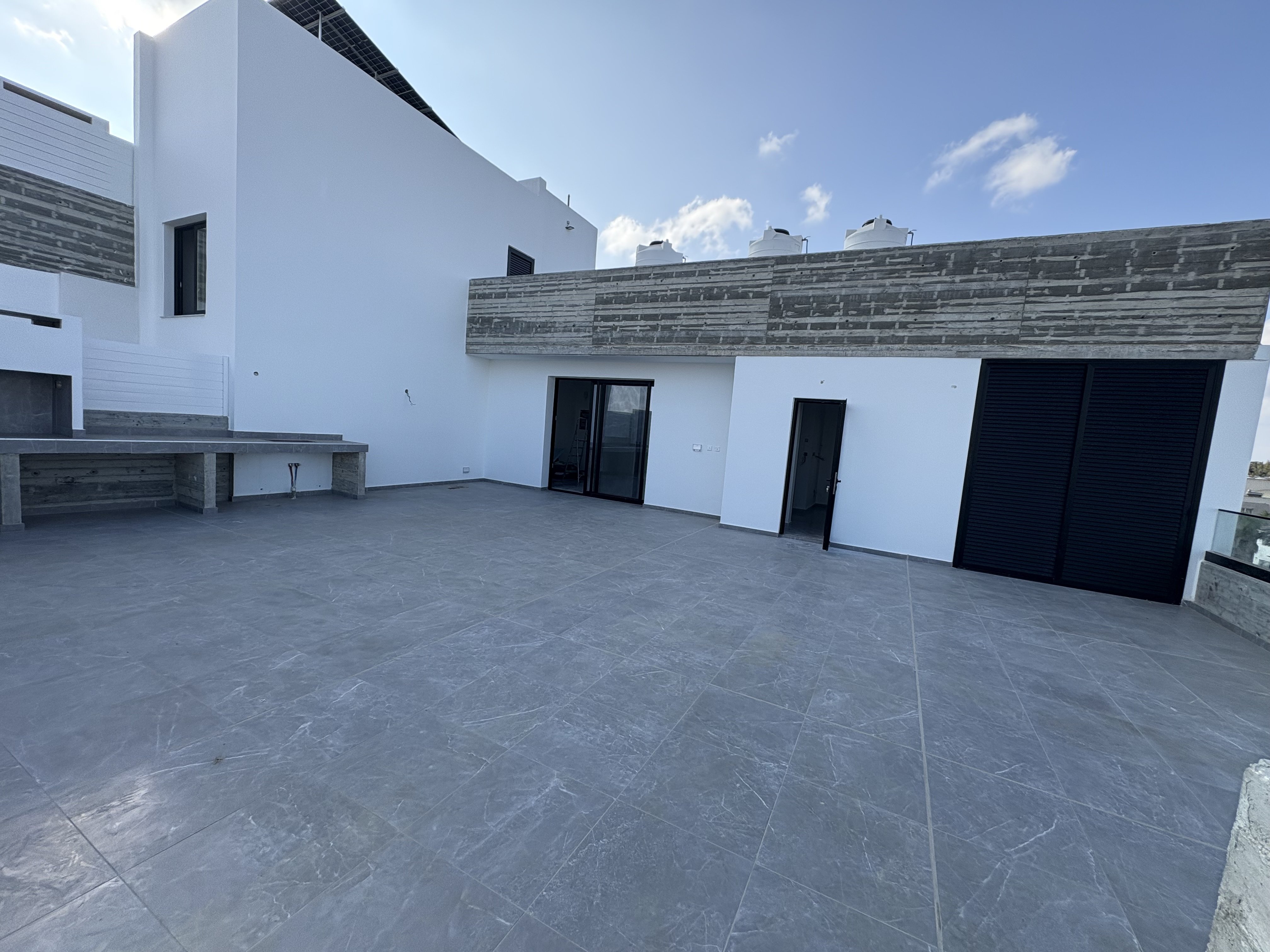 2 Bedroom  penthouse in Latsia, Nicosia