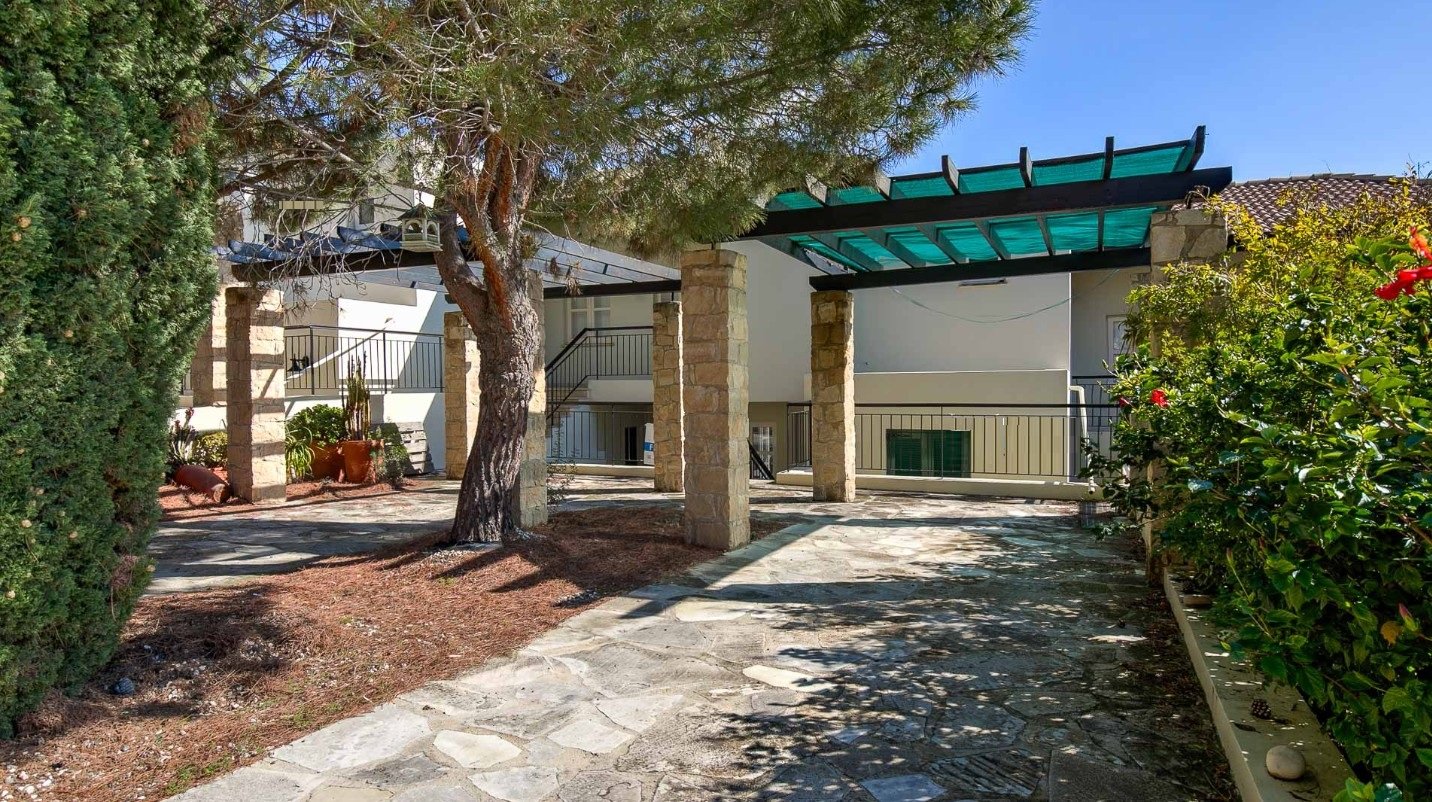 2 Bedroom apartment in Aphrodite hills Kouklia, Paphos