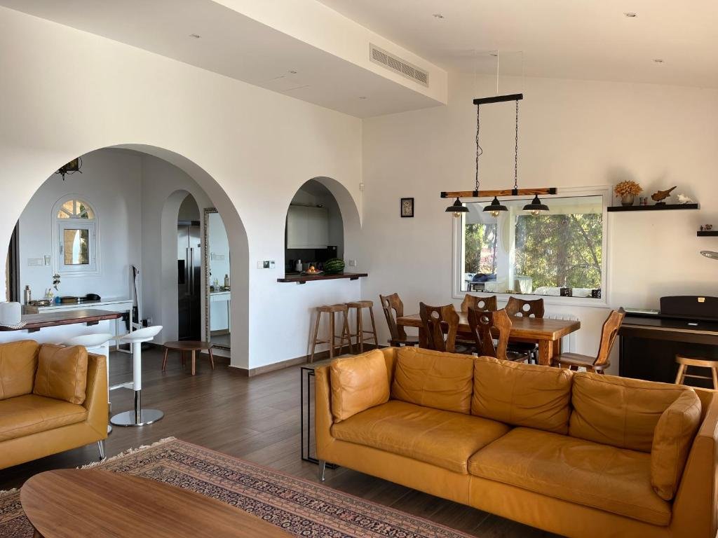 4 Bedroom town house in Tala, Paphos