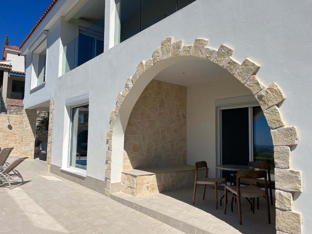 4 Bedroom town house in Tala, Paphos