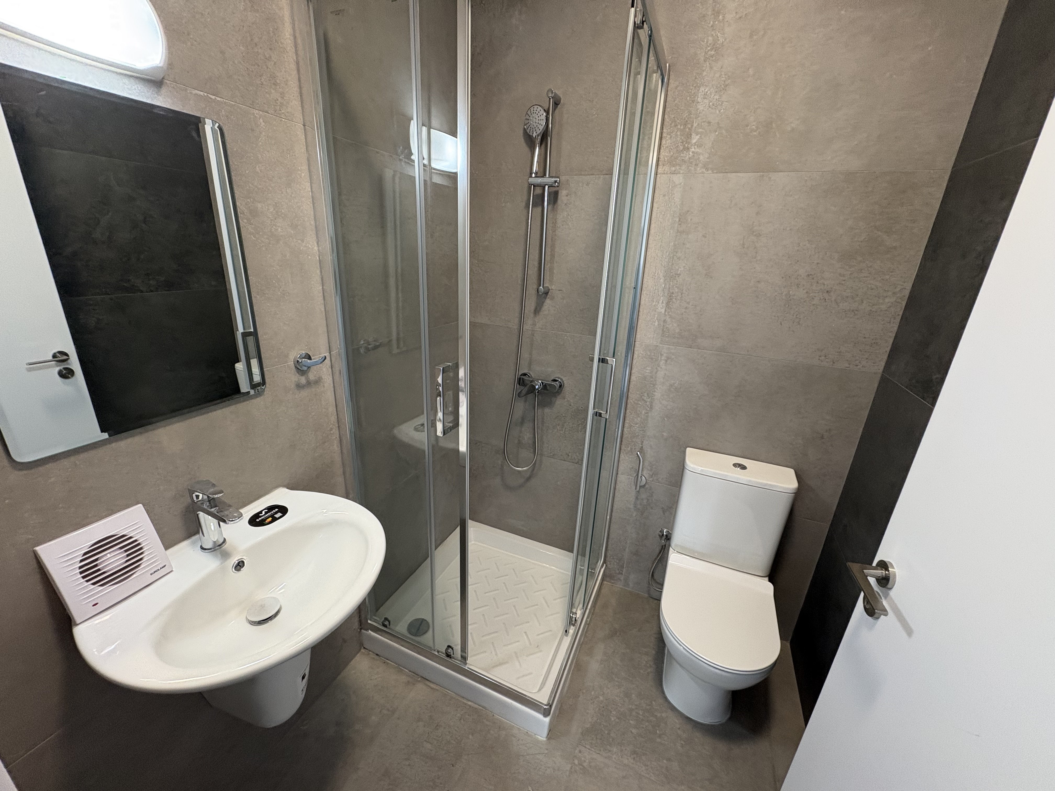 2 Bedroom  apartment in Egkomi, Nicosia