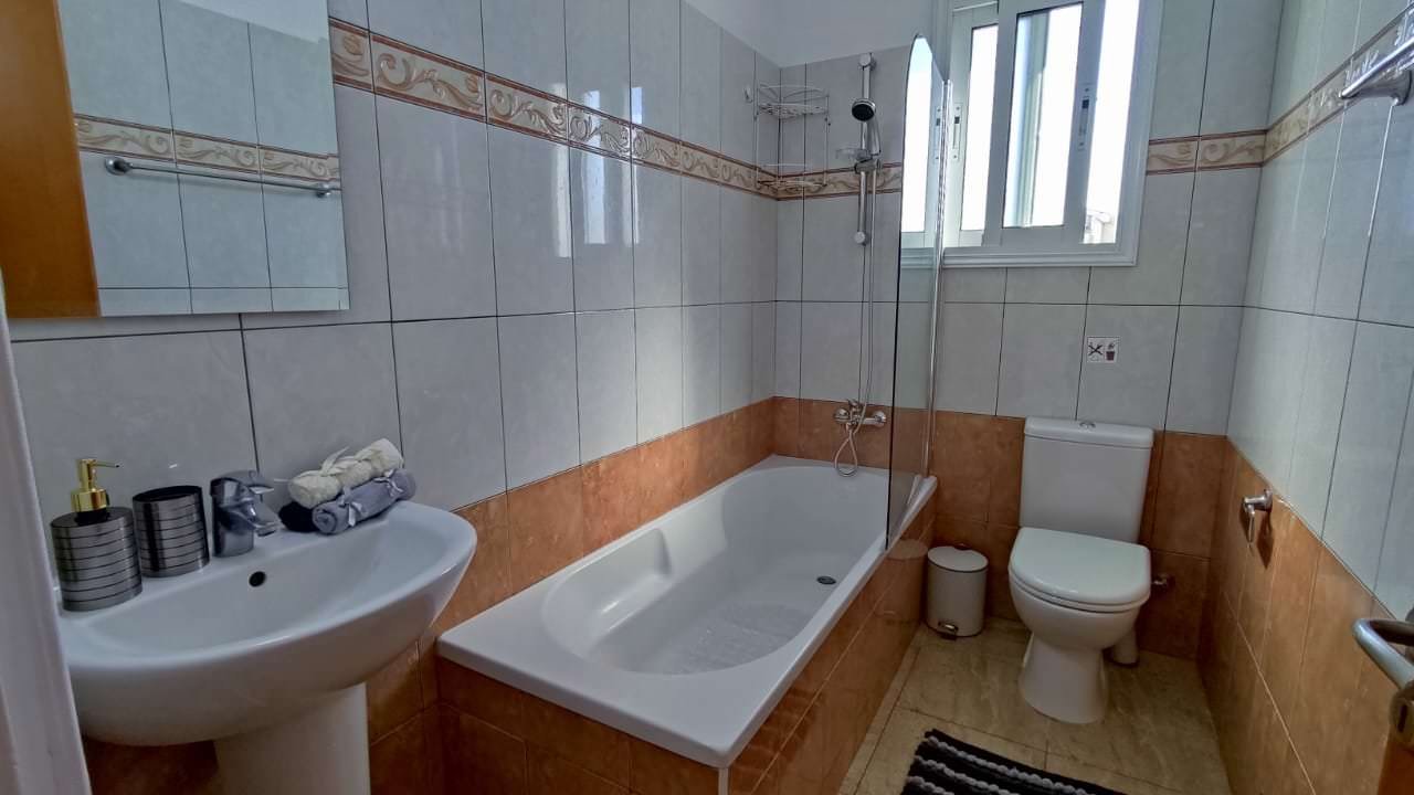 2 Bedroom  apartment in Geroskipou, Paphos