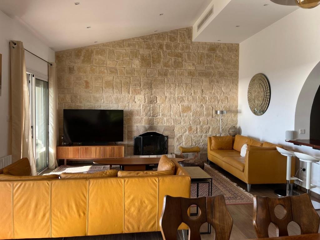 4 Bedroom town house in Tala, Paphos