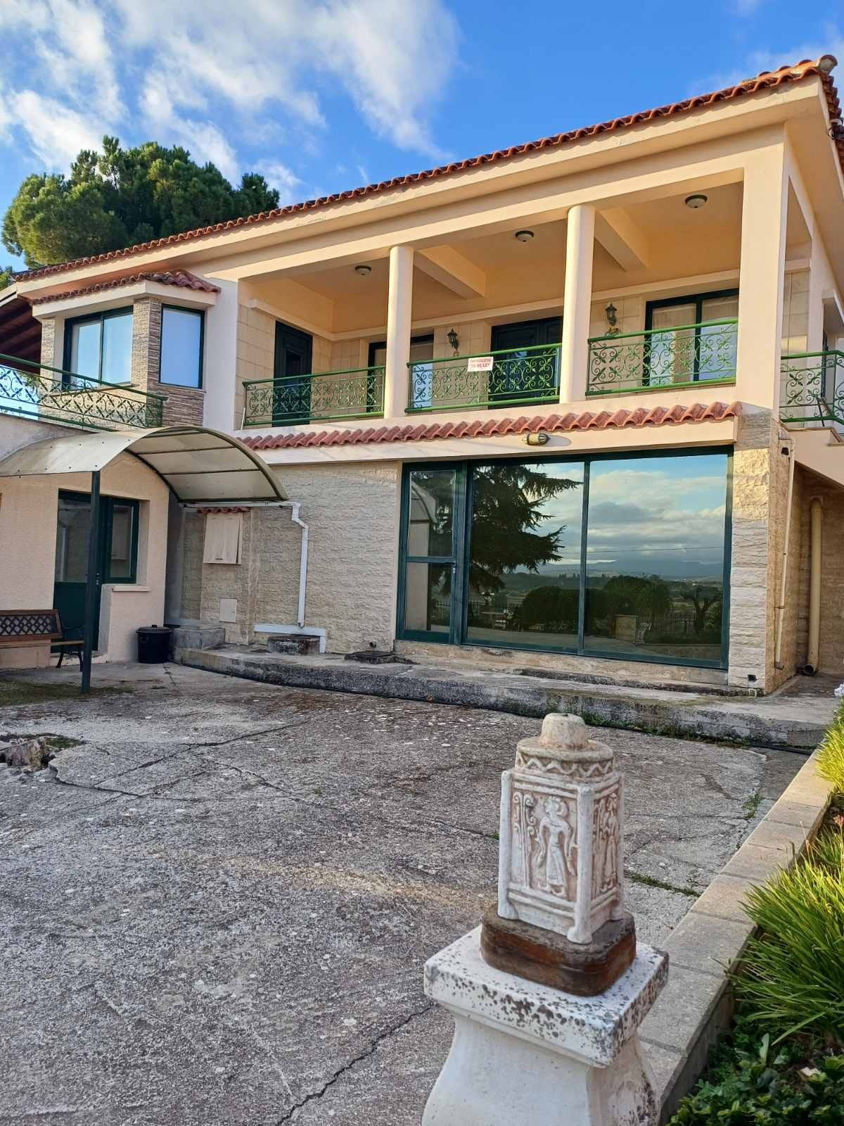 3 Bedroom  town house in Stroumpi Kato, Paphos