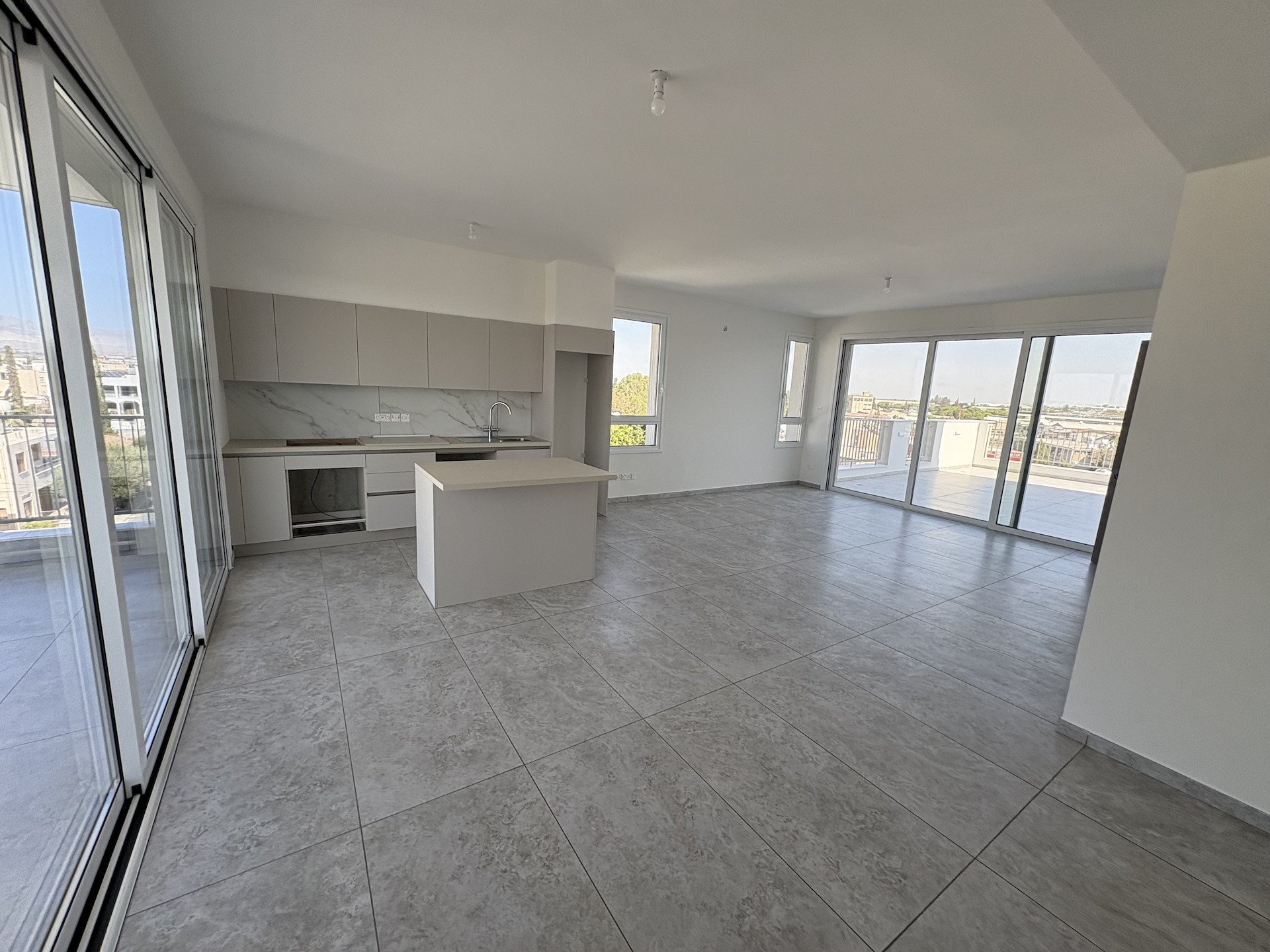 3 Bedroom  penthouse in Kaimakli, Nicosia